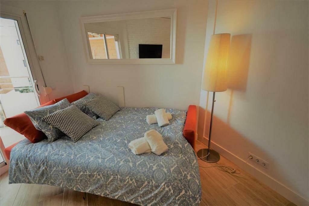 Apartamento Playa Mar Castelldefels Ngoại thất bức ảnh